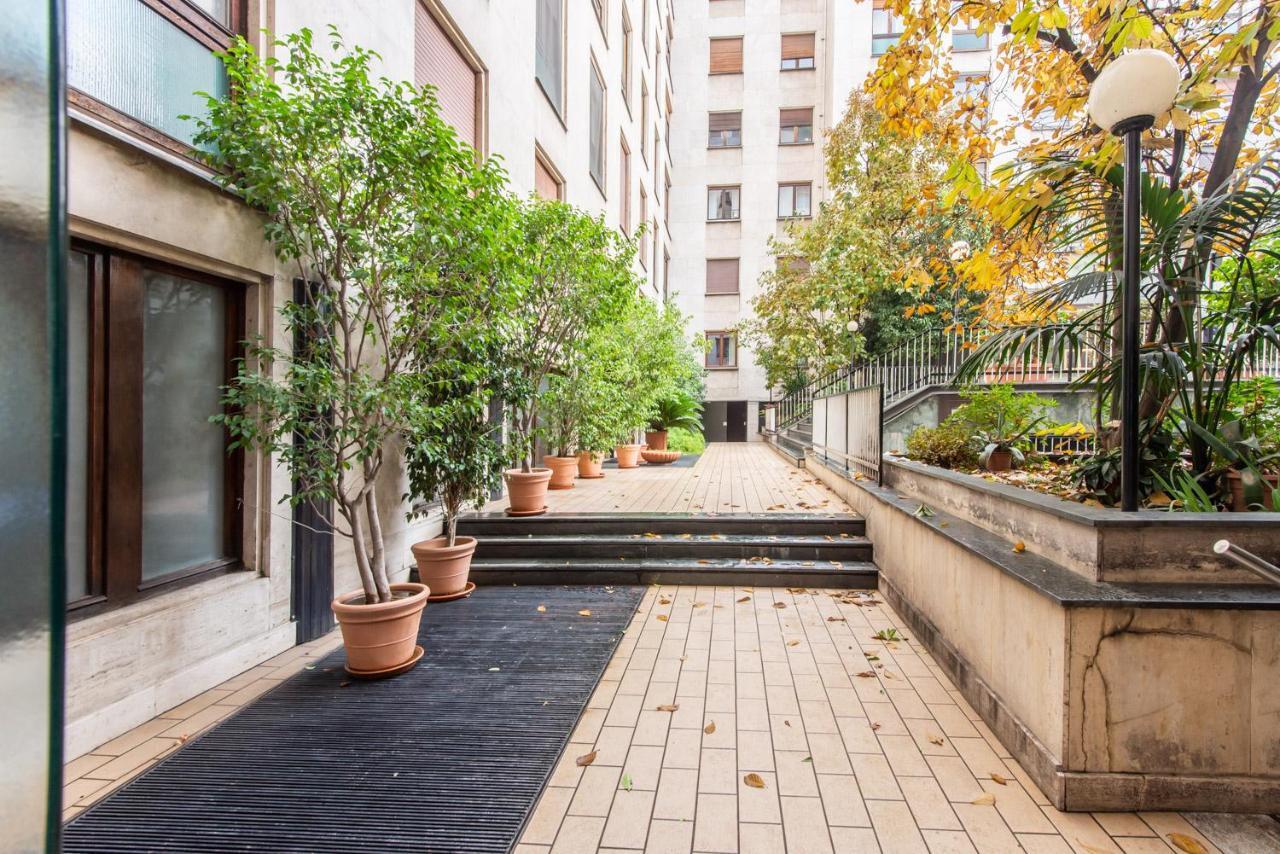 Central Guest House Milan Exterior photo
